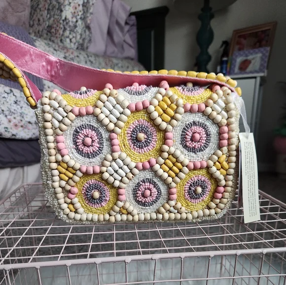 Pink and Yellow Beaded Shoulder Bag - Picture 6 of 7